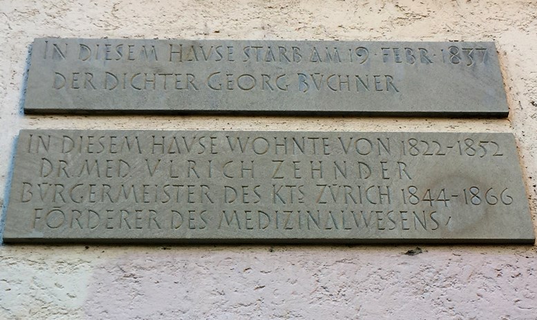 Gedenktafeln am Haus Spiegelgasse 12