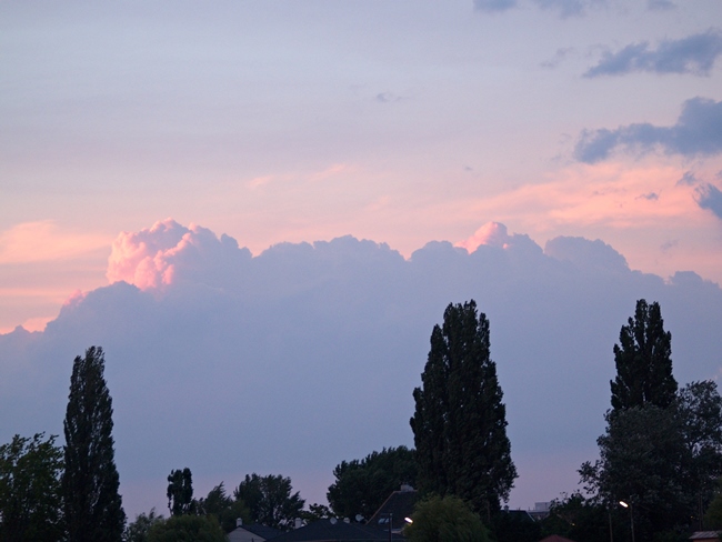 Wolken über der Alten Donau