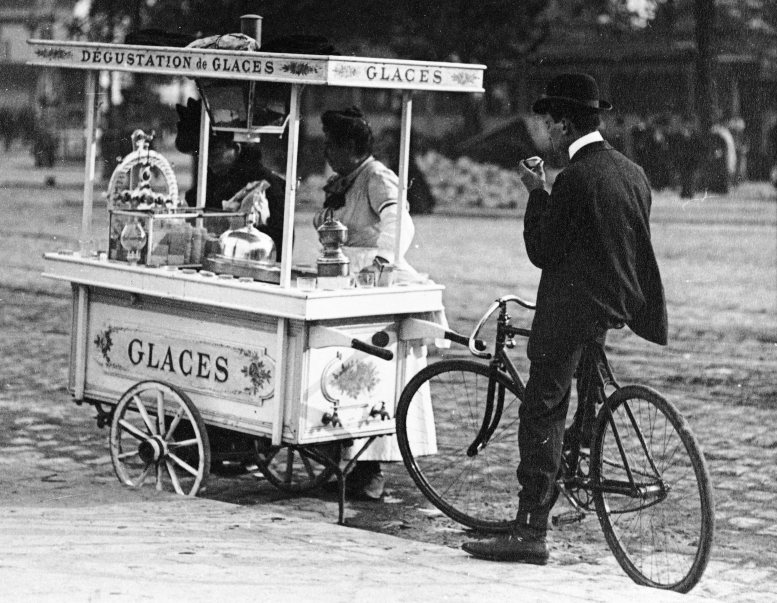 Eiswagen in Paris, um 1900 (Musée Carnavalet, Paris)