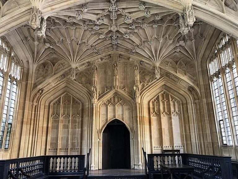 Oxford 17