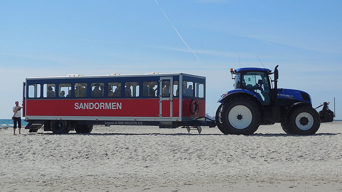 „Sandormen“ – der „Sandwurm“ – bringt Gäste von Skagen nach Grenen