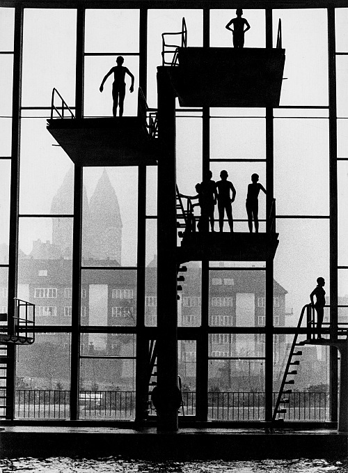 Schwimmoper, Wuppertal, circa 1958 © Horst H. Baumann