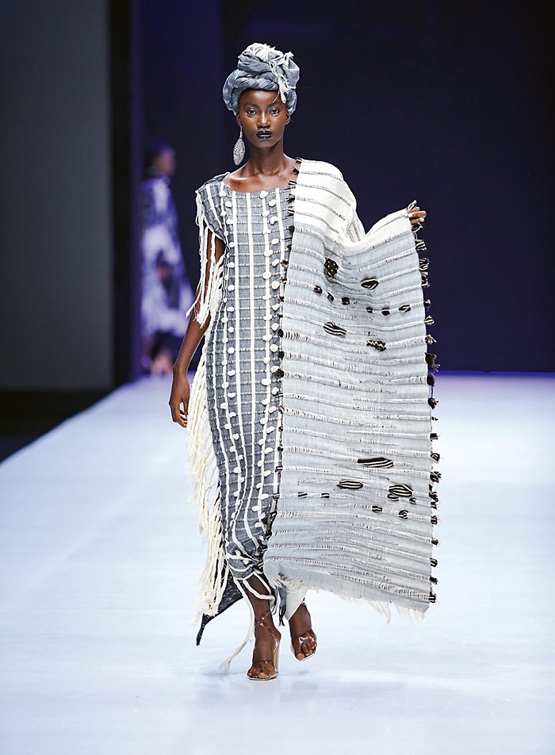 Awa Meité, Laufstegshow zur Präsentation der Kollektion Frühjahr–Sommer 2020, Lagos Fashion Week, 25. Oktober 2019. © Kola Oshalusi / Insignia Media