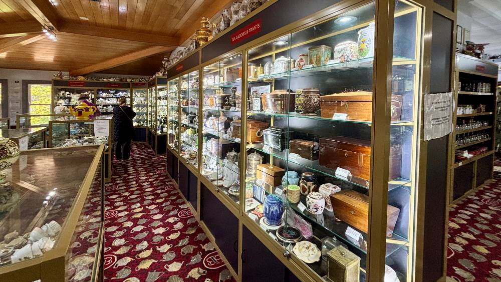 René Grohnert: Teapot Museum, Leura, 2025